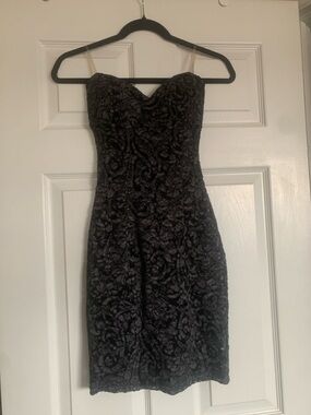 Sakura Black Lace Strapless Mini Dress